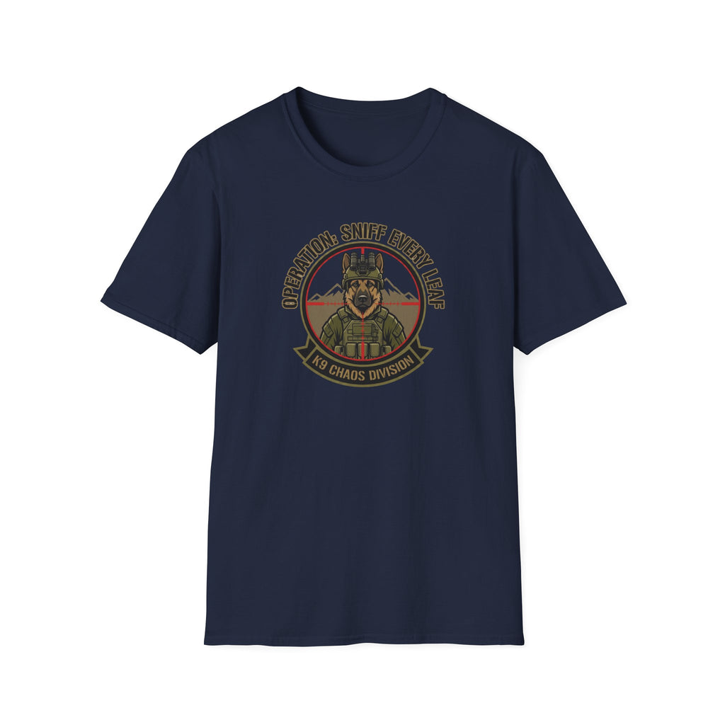 Sniff every leafT-Shirt