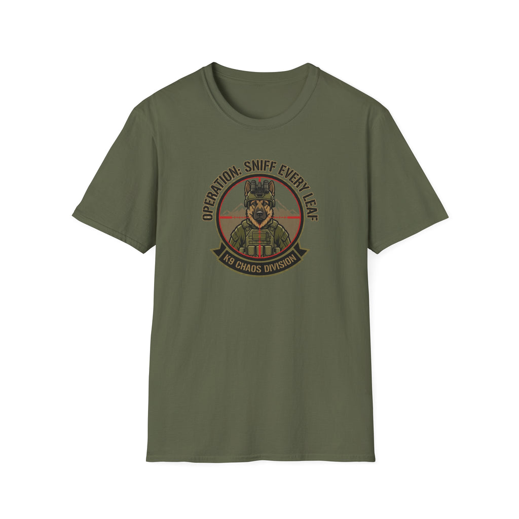 Sniff every leafT-Shirt