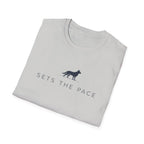 Sets the pace T-Shirt