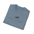 Sets the pace T-Shirt