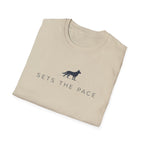 Sets the pace T-Shirt