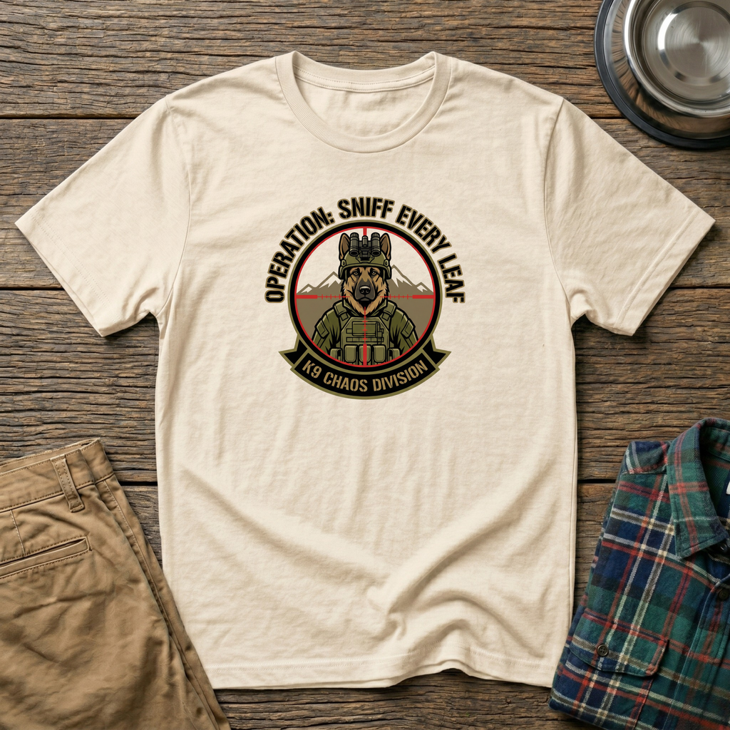 Sniff every leafT-Shirt