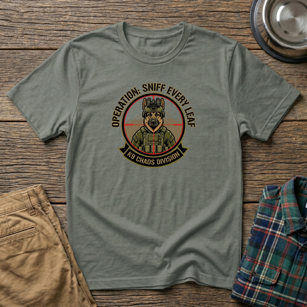 Sniff every leafT-Shirt