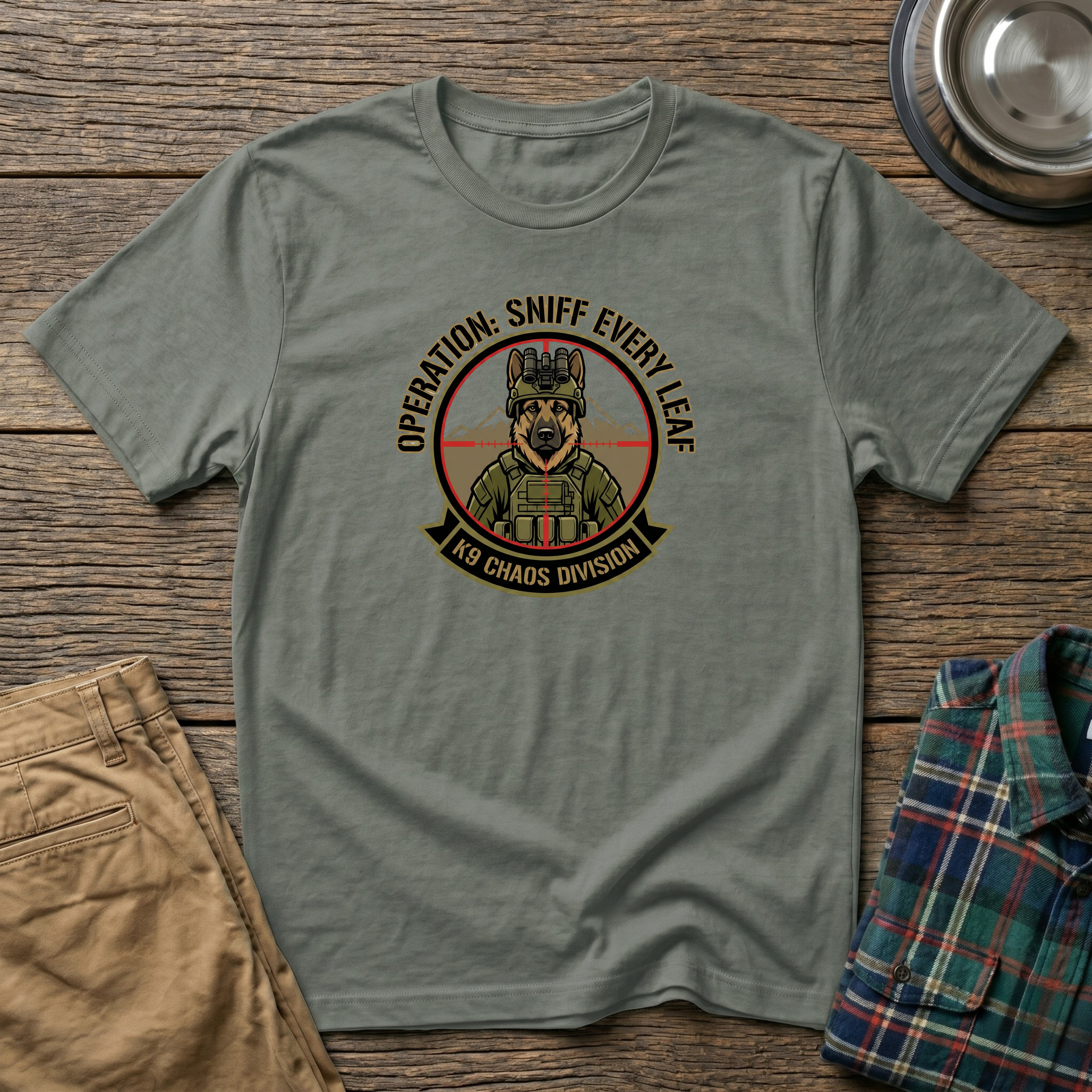Sniff every leafT-Shirt